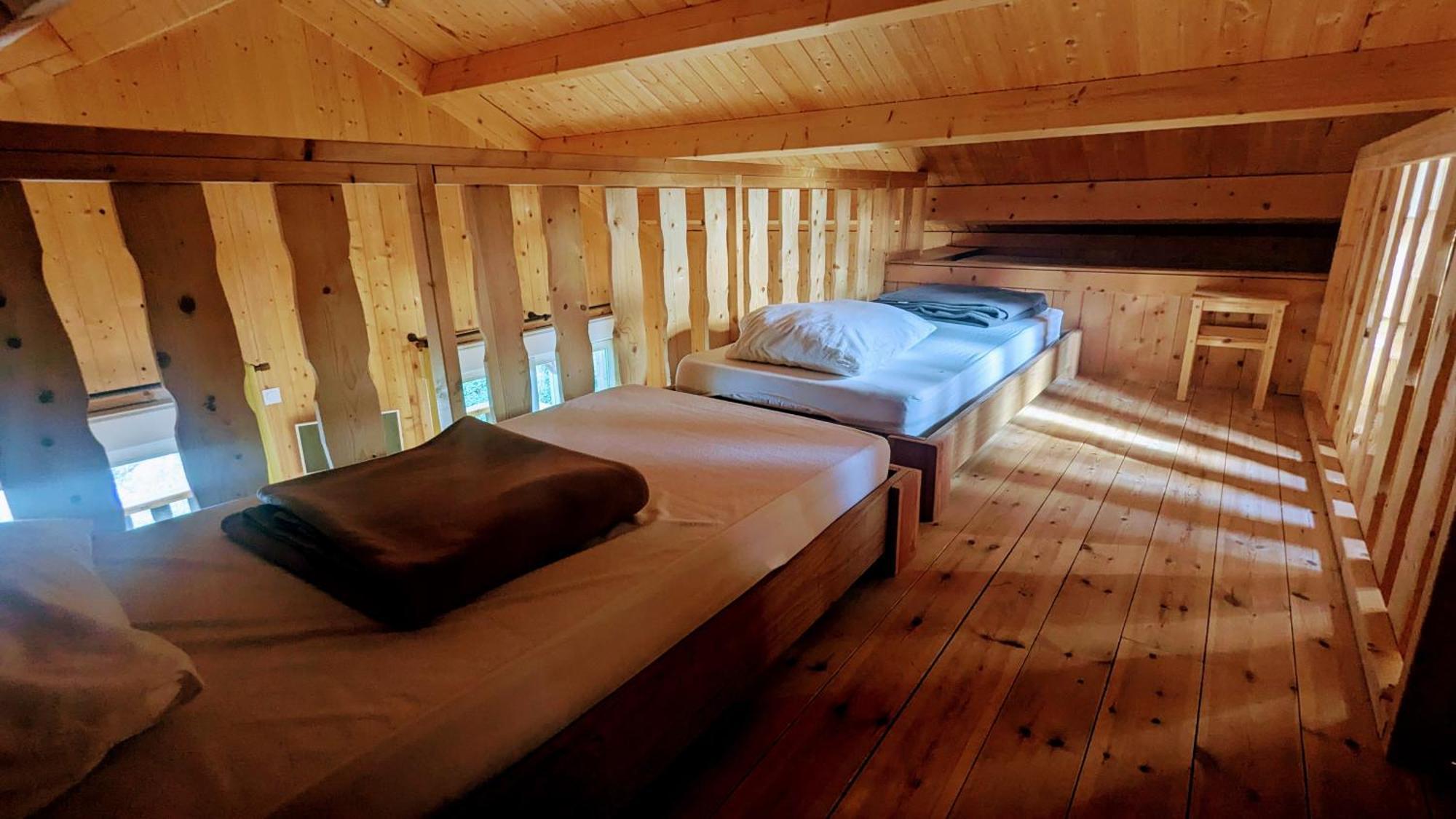 Cabanes Et Lodges Du Belvedere Serrieres-sur-Ain Kültér fotó