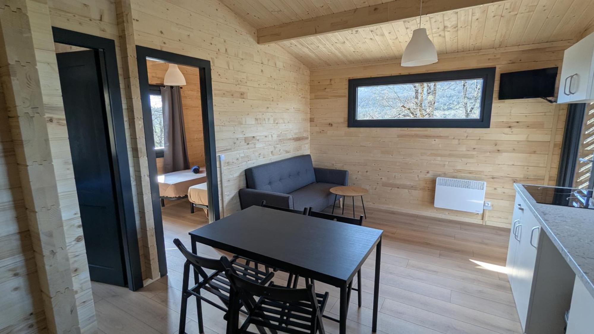 Cabanes Et Lodges Du Belvedere Serrieres-sur-Ain Kültér fotó